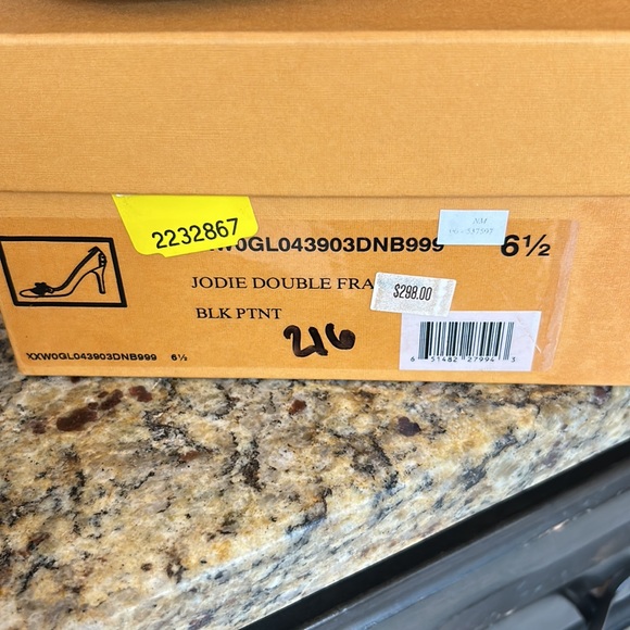 BNIB Tod’s Blk Patent Leather Chunky heels Sz 6.5 - Picture 6 of 7